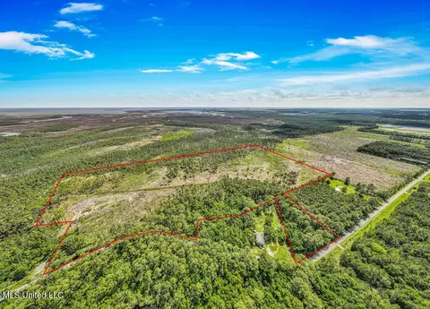 04 Bayou Cumbest Rd, Moss Point, MS 39562 photo 10