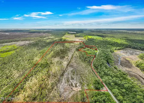 04 Bayou Cumbest Rd, Moss Point, MS 39562 photo 6
