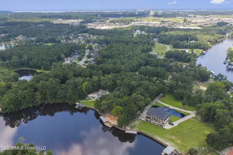 Fox Run Cove, Biloxi, MS 39532 photo 16