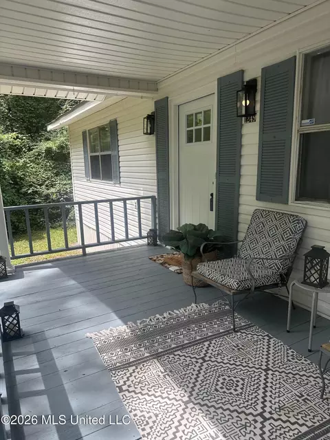 Exterior - 1249 Saint Augustine Dr, Pearl, MS 39208 photo 8 of 15