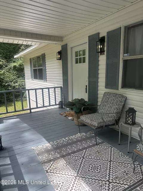 Exterior - 1249 Saint Augustine Dr, Pearl, MS 39208 photo 7 of 15
