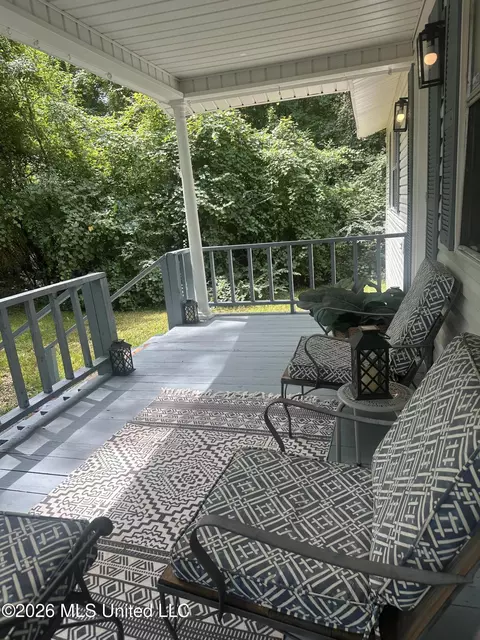 Exterior - 1249 Saint Augustine Dr, Pearl, MS 39208 photo 10 of 15
