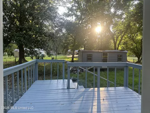 Exterior - 1249 Saint Augustine Dr, Pearl, MS 39208 photo 2 of 15
