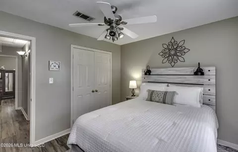 Bedroom - 526 Pecan Blvd, Brandon, MS 39042 photo 10 of 11