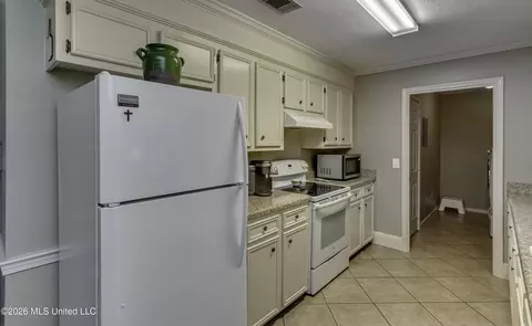 Other - 526 Pecan Blvd, Brandon, MS 39042 photo 9 of 16