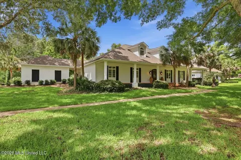 374 Saint Augustine Dr, Madison, MS 39110 photo 3