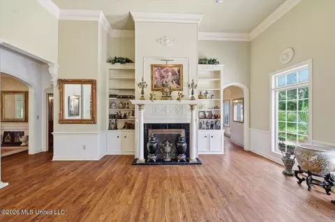 374 Saint Augustine Dr, Madison, MS 39110 photo 13