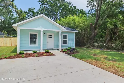 152 Balmoral Ave, Biloxi, MS 39531