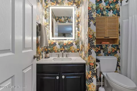 Bath - 128 Lee St, Biloxi, MS 39530 photo 1 of 2