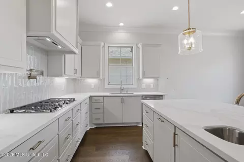 Kitchen - 254 Caroline Blvd, Madison, MS 39110 photo 6 of 6