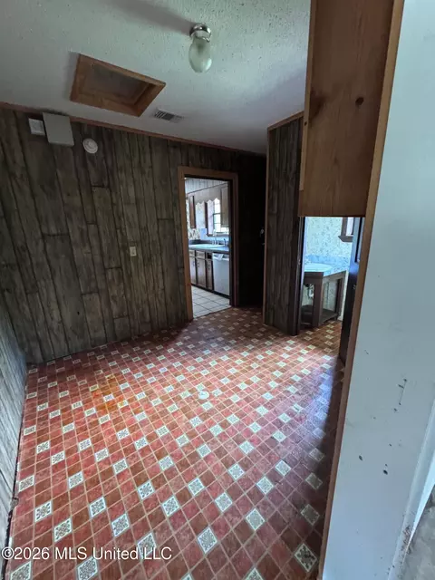 Entry Way - 508 Wire Rd, Perkinston, MS 39573 photo 1 of 2