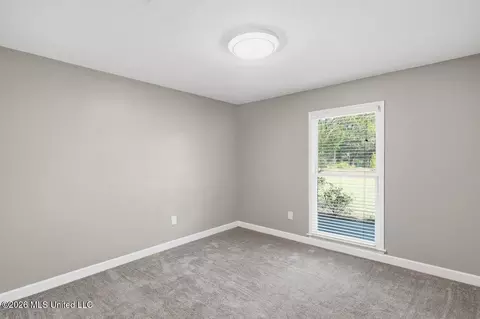 Bedroom - 153 Oak Ridge Cir, Madison, MS 39110 photo 2 of 3