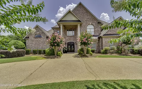 107 Carlton Blvd, Ridgeland, MS 39157