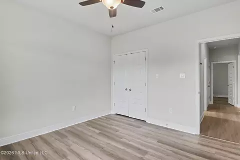 Bedroom - 7073 Glen Eagle Dr, Biloxi, MS 39532 photo 3 of 3