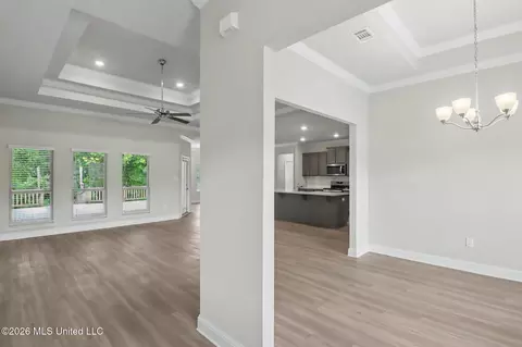 Entry Way - 7073 Glen Eagle Dr, Biloxi, MS 39532 photo 1 of 5