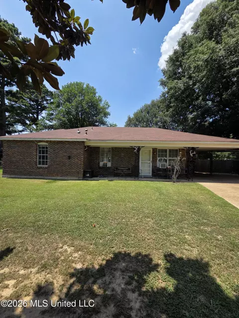 7763 Deerfield Cv, Southaven, MS 38671