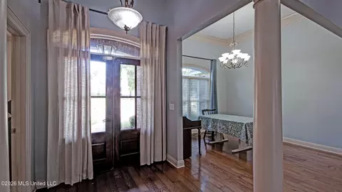 Entry Way - 137 Vineyard Blvd, Brandon, MS 39047 photo 1 of 2
