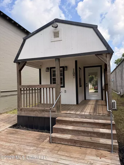 107 E Main St, Meadville, MS 39653