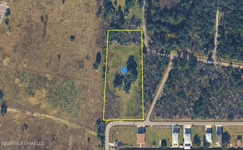 11219 Jordan River Dr, Bay Saint Louis, MS 39520