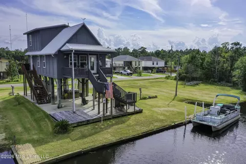 4180 1st Ave, Bay Saint Louis, MS 39520