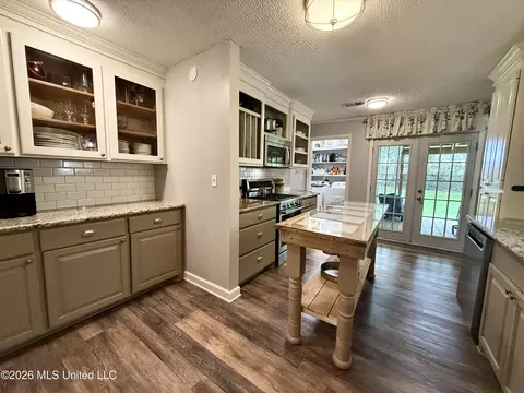 2598 Us 80, Brandon, MS 39042 photo 11
