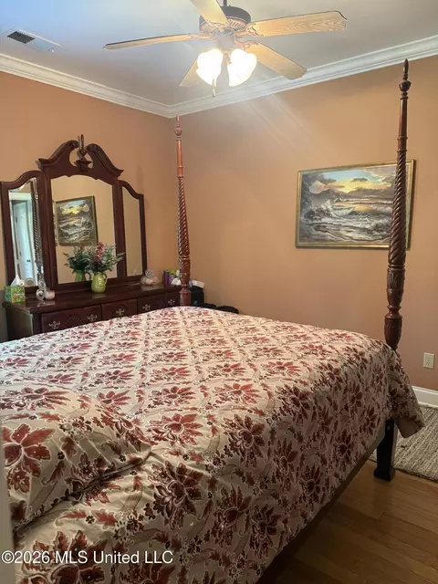 Bedroom - 2578 Oak Crossing Dr, Hernando, MS 38632 photo 4 of 6