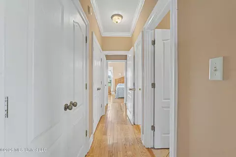 Entry Way - 2578 Oak Crossing Dr, Hernando, MS 38632 photo 2 of 2
