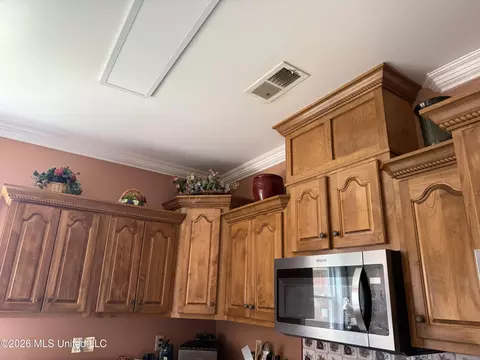 Kitchen - 2578 Oak Crossing Dr, Hernando, MS 38632 photo 5 of 5