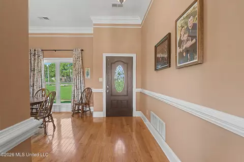 Entry Way - 2578 Oak Crossing Dr, Hernando, MS 38632 photo 1 of 2