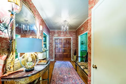 Entry Way - 3 Bingaman Ln, Natchez, MS 39120 photo 2 of 3