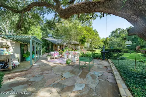 Exterior - 3 Bingaman Ln, Natchez, MS 39120 photo 6 of 12