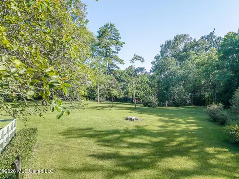 Exterior - 3 Bingaman Ln, Natchez, MS 39120 photo 9 of 12