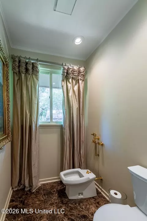 Bath - 3 Bingaman Ln, Natchez, MS 39120 photo 6 of 6