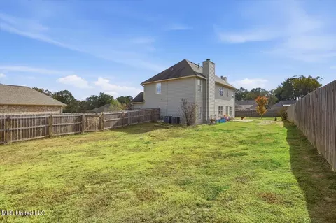 Exterior - 204 Lyle Cir, Brandon, MS 39042 photo 2 of 3