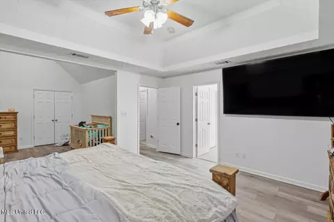 Bedroom - 204 Lyle Cir, Brandon, MS 39042 photo 2 of 7