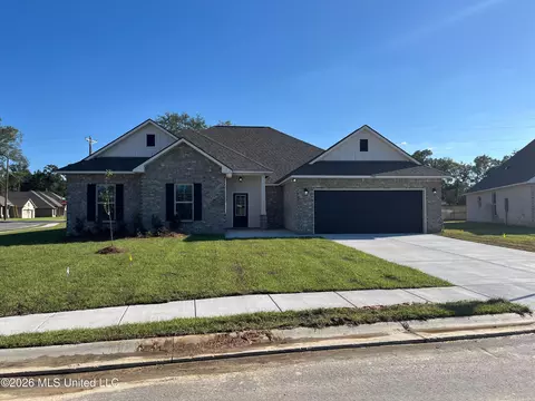 5801 Tile Fish Dr, Ocean Springs, MS 39564