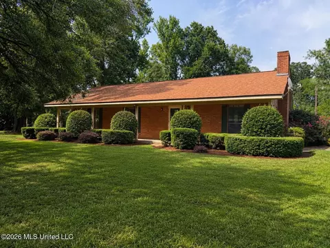 3847 Old Jackson Rd, Forest, MS 39074 photo 1