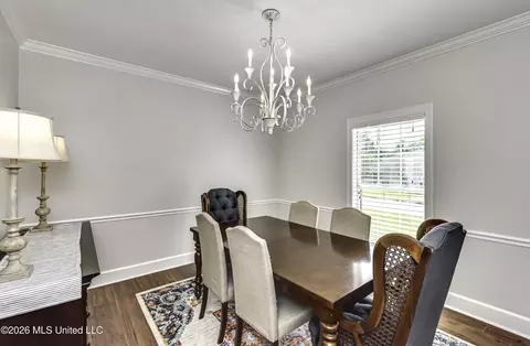 Dining - 85 Eastgate Dr, Brandon, MS 39042 photo 2 of 8