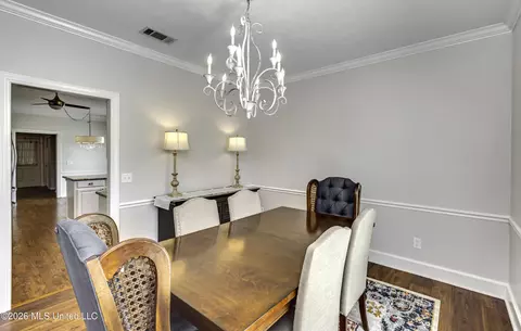Dining - 85 Eastgate Dr, Brandon, MS 39042 photo 3 of 8