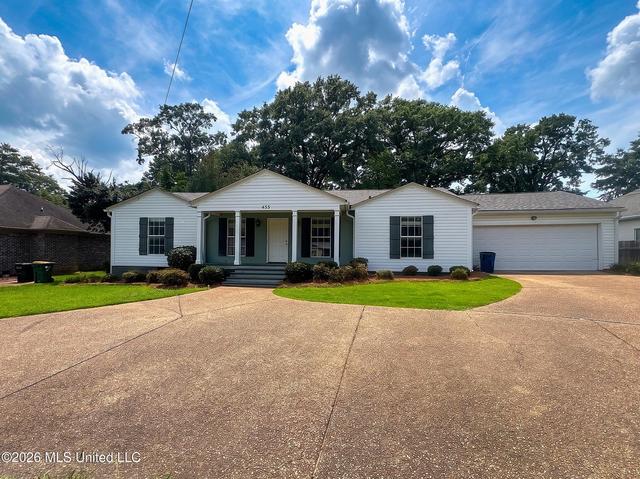 455 S Wheatley St, Ridgeland, MS 39157