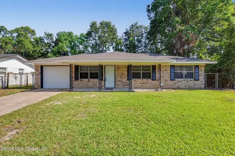 106 James Dr, Gulfport, MS 39503