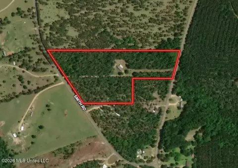 202 Smith Rd, Lumberton, MS 39455 photo 1