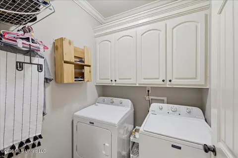 Other - 200 Belle Oak Dr, Brandon, MS 39042 photo 8 of 9