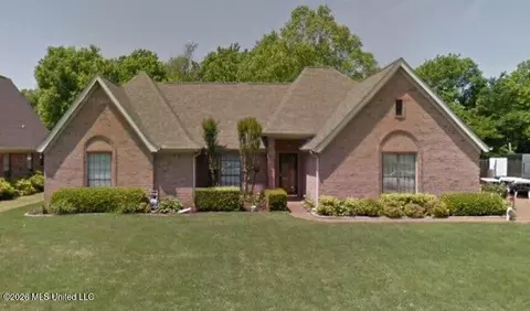 5445 Plum Tree Dr, Southaven, MS 38671