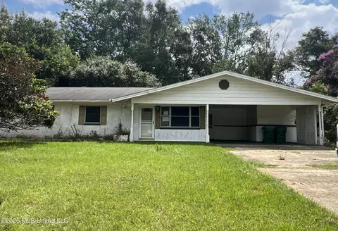 204 N Wilson Blvd, Gulfport, MS 39503
