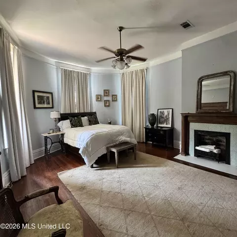 Bedroom - 212 Linton Ave, Natchez, MS 39120 photo 1 of 8