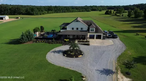 Exterior - 553 Tara Rd, Brandon, MS 39042 photo 4 of 17