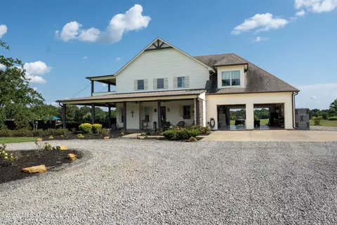 Exterior - 553 Tara Rd, Brandon, MS 39042 photo 3 of 17