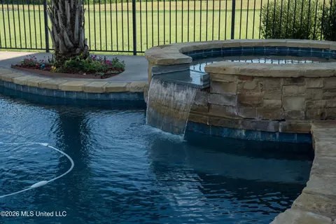 Exterior - 553 Tara Rd, Brandon, MS 39042 photo 13 of 17
