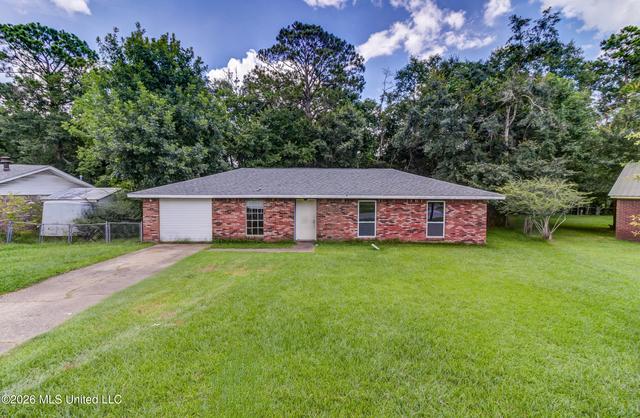 712 Shirley Dr, Gulfport, MS 39503